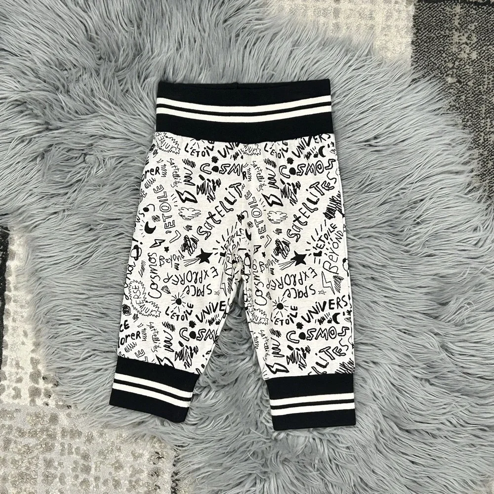 Noé & Zoë Cosmic Fleece Pants‎ Loungewear Size 12-18 Month (MSRP $46)